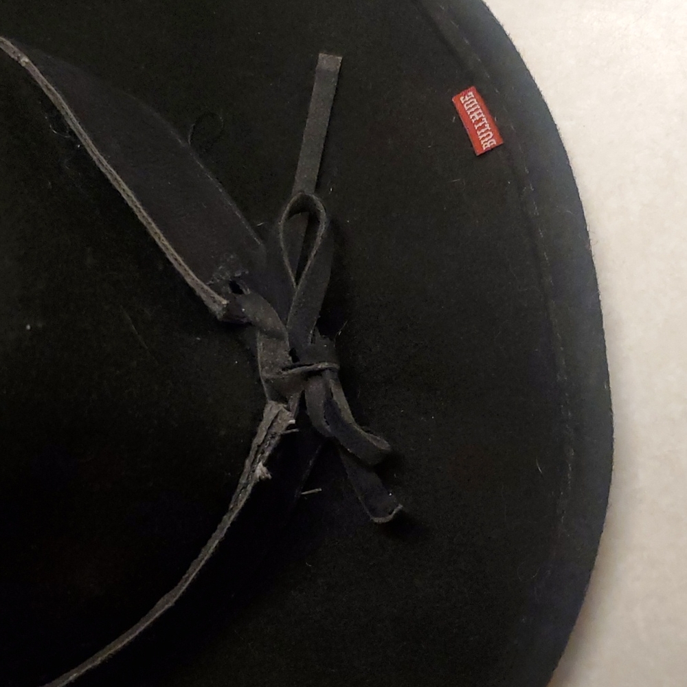 Bullhide hat size small - Picture 4 of 10